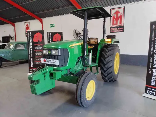 2021 JOHN DEERE 5075 E TRACTOR