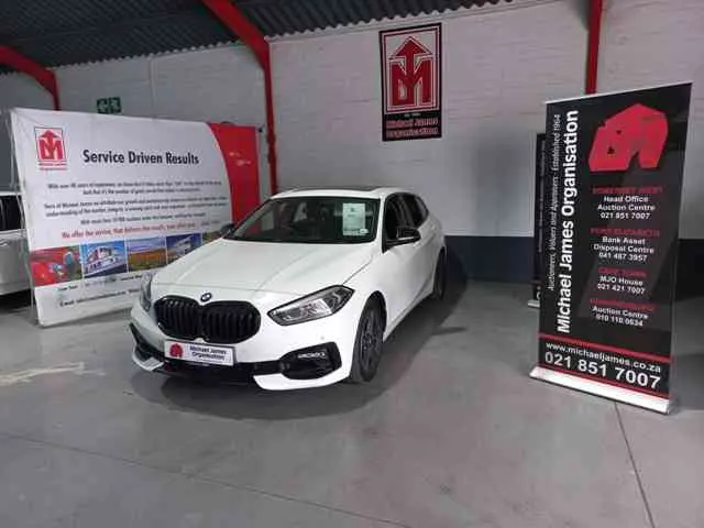 2021 BMW 118i A/T