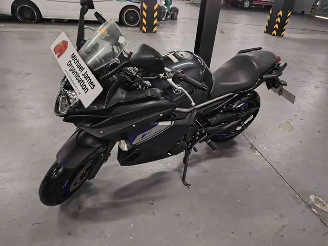 2014 YAMAHA XJ6