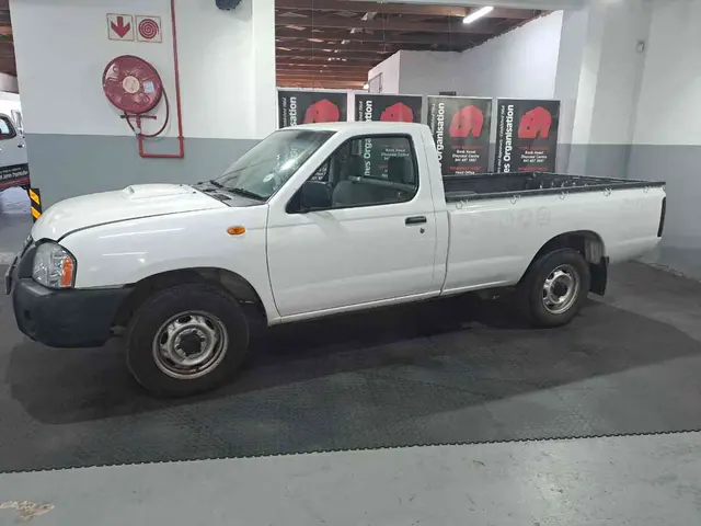 2019 NISSAN HARDBODY NP300 2.5 TDI LWB P/U S/C
