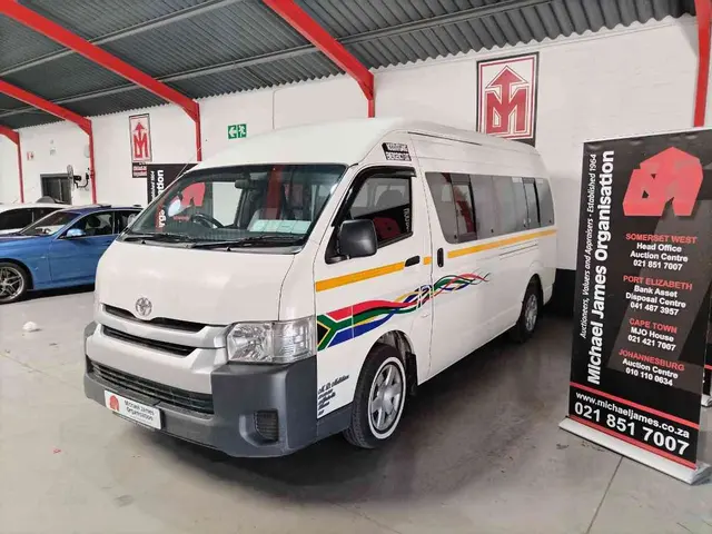 2023 TOYOTA QUANTUM/HIACE 2.5