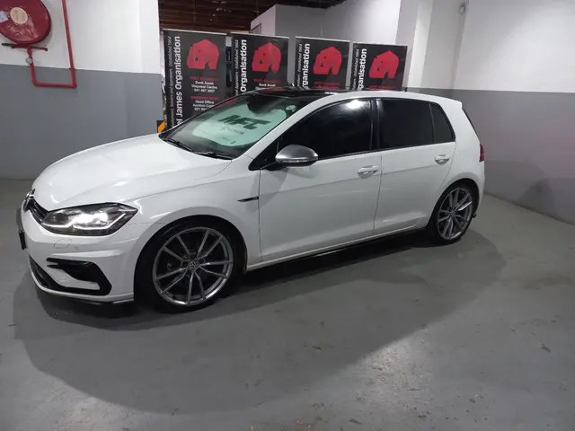 2018 Volkswagen Golf VII 2.0 TSI R DSG