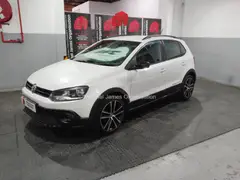 2013 VOLKSWAGEN POLO 1.6 CROSS 5DR thumbnail 1