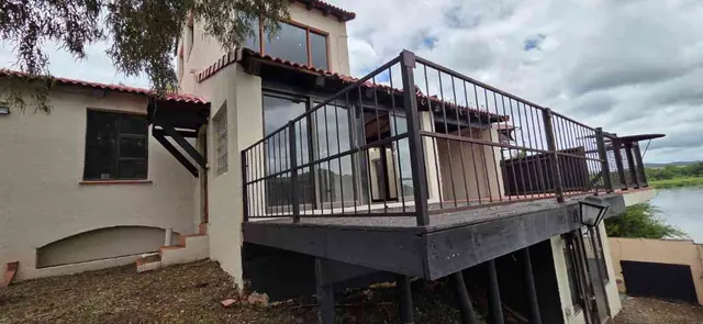 Sectional Title Duplex - Hartebeespoort