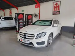 2016 MERCEDES-BENZ GLA 200 A/T thumbnail 1