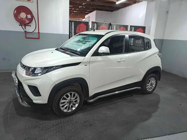 2018 MAHINDRA KUV 100 1.2 K6+ NXT