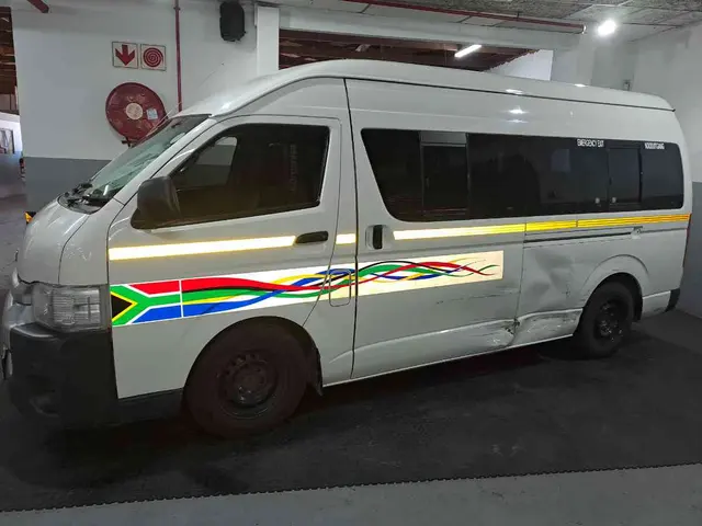 2021 Toyota Quantum / Hiace 2.5 D-4D Sesfikile 16s