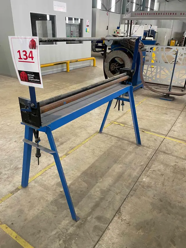ROLL BENDING MACHINE