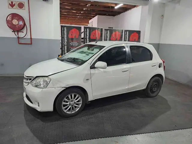 2017 TOYOTA ETIOS 1.5 XS/SPRINT 5DR