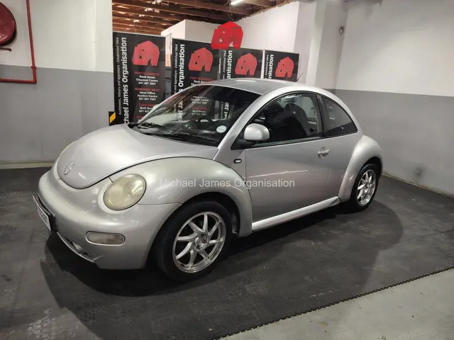 2000 VOLKSWAGEN BEETLE 2.0 HIGHLINE