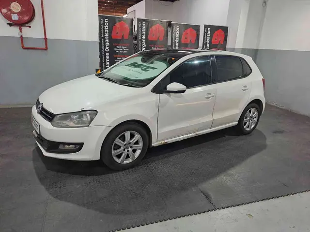 2013 VOLKSWAGEN POLO 1.4 COMFORTLINE 5DR
