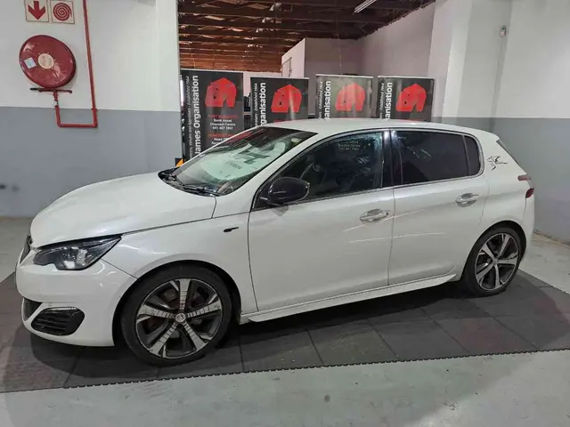 2017 Peugeot 308 GT 1.6 e-THP 5 Dr