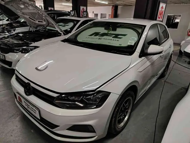 2018 VOLKWAGEN POLO 1.0 TSI TRENDLINE