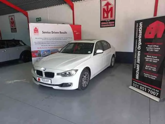 2015 BMW 320i A/T