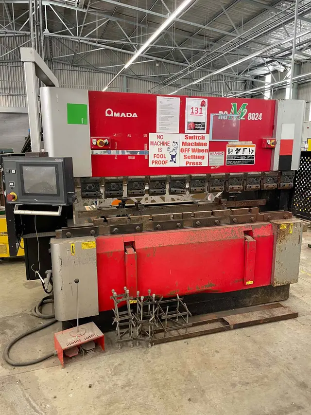 OMADA CNC BENDING PRESS MODEL - RG M2 8024