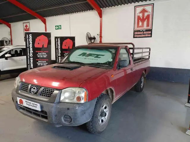 2017 NISSAN HARDBODY NP300 2.5 TDi LWB P/U S/C