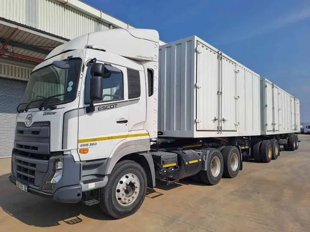 2019 UD Escot GWE 390 (E53) 6x4 RET A/T T/T C/C Double Axle