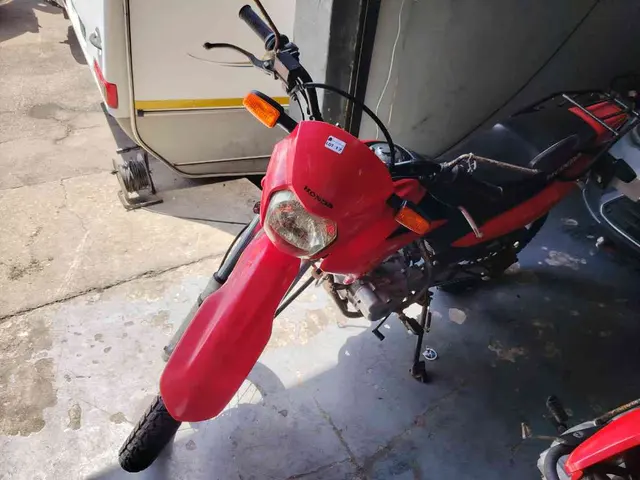 2012 HONDA XR125 MOTORCYCLE