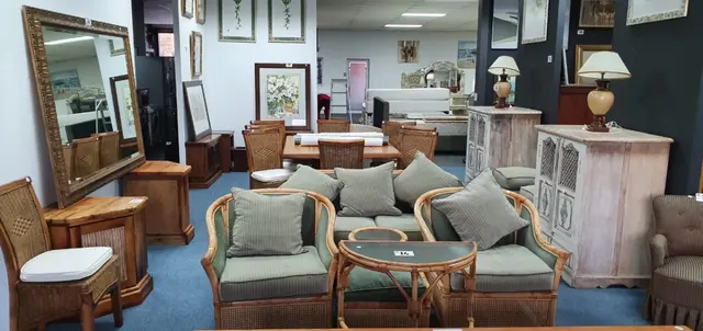 Onsite Warehouse Auction - Somerset West - Household Furnishings A-3504