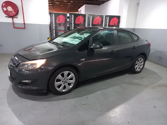 2014 OPEL ASTRA 1.4T ESSENTIA