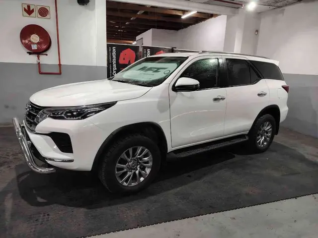 2022 TOYOTA FORTUNER 2.8 GD-6 4X4 A/T