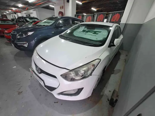 2014 HYUNDAI i30 1.6 GLS/PREMIUM A/T