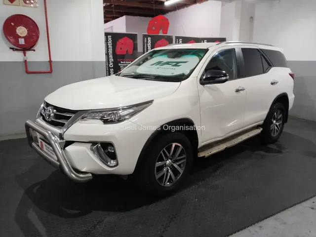 2019 TOYOTA FORTUNER 2.8 GD-6 R/B A/T