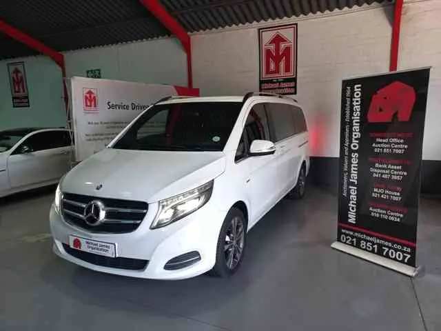 2016 Mercedes-Benz V220 CDI A/T