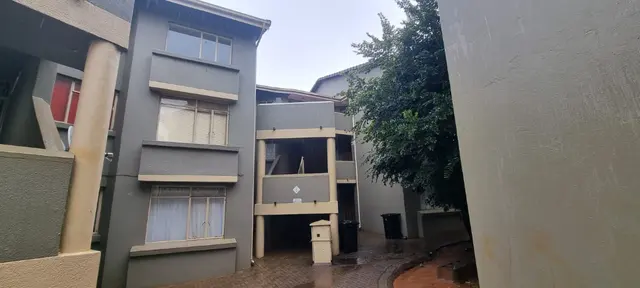 Onsite Insolvency Auction - Sectional Title Unit - Florida, Roodepoort A-3477