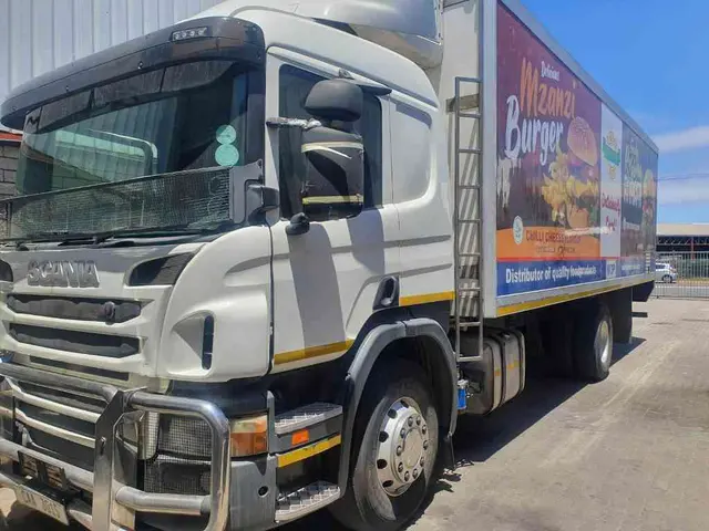 2012 Scania P250 6X2