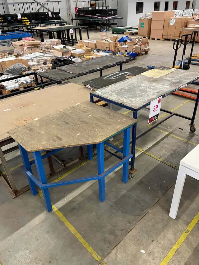 5 X VARIOUS STEEL/WOODEN WORK TABLES