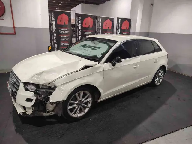 2013 AUDI A3 SPORTBACK 1.8T FSI SE STRONIC