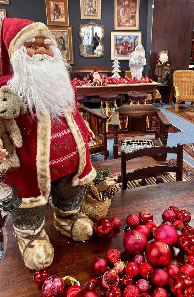 Year End Liquidation / Household Auction