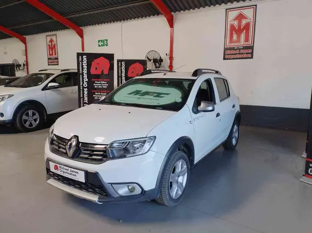 2017 RENAULT SANDERO 900T STEPWAY