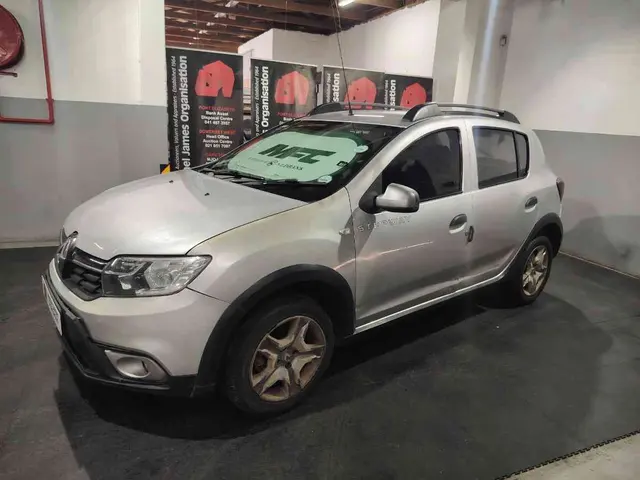 2017 RENAULT SANDERO 900T STEPWAY