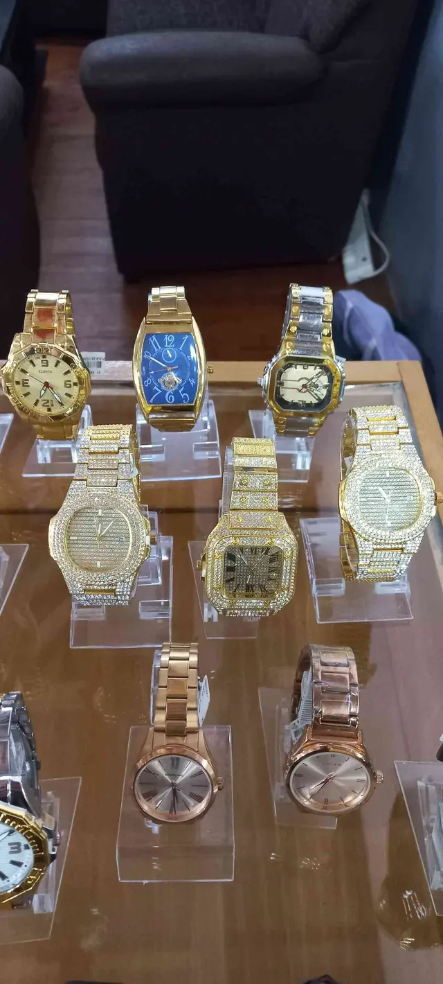 Quantity Jewellery and Watches