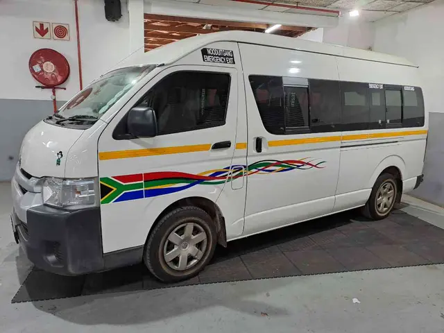 2022 TOYOTA QUANTUM/HIACE 2.5 D-4D SESFIKILE 16S