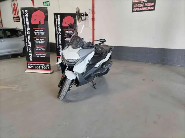 2021 BMW C400 GT