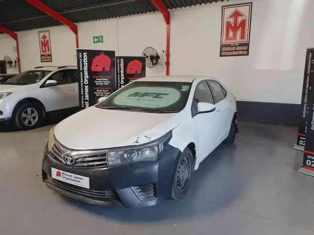 2015 TOYOTA COROLLA 1.4D ESTEEM