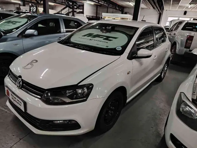 2020 VOLKWAGEN POLO VIVO 1.4 COMFORTLINE (5DR)