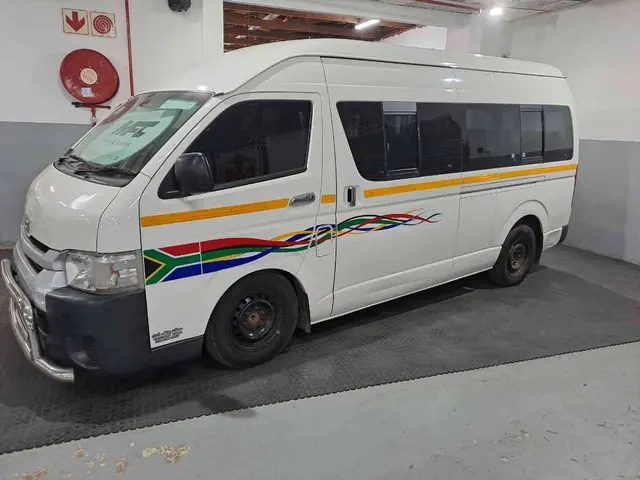 2023 TOYOTA QUANTUM/HIACE 2.5 D-4D SESFIKILE 16S