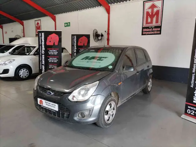 2015 FORD FIGO 1.4 TREND