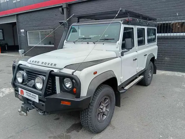 2013 LAND ROVER DEFENDER 110 2.2D