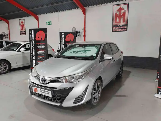 2019 TOYOTA YARIS 1.5 Xs