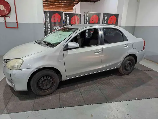 2015 TOYOTA ETIOS 1.5 Xs/SPRINT