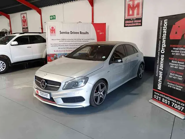 2014 MERCEDES-BENZ A 250  A/T