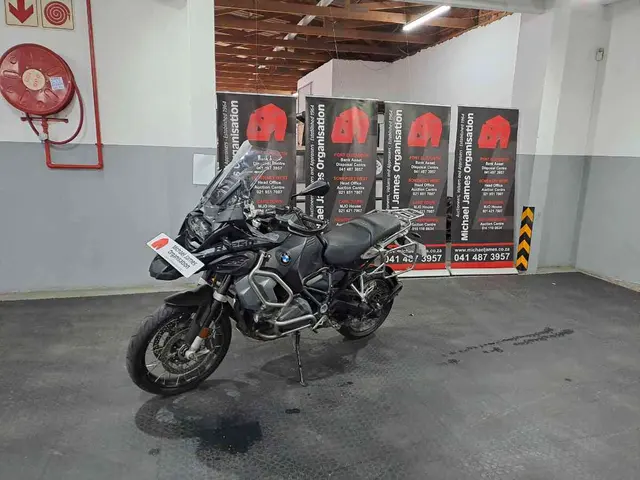 2022 BMW R1250 GS ADVENTURE MU TRIPLE BLACK