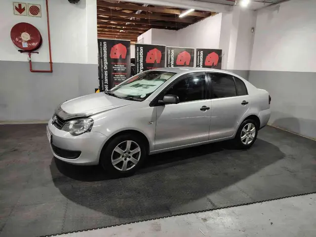 2013 VOLKSWAGEN POLO VIVO 1.4 BLUELINE