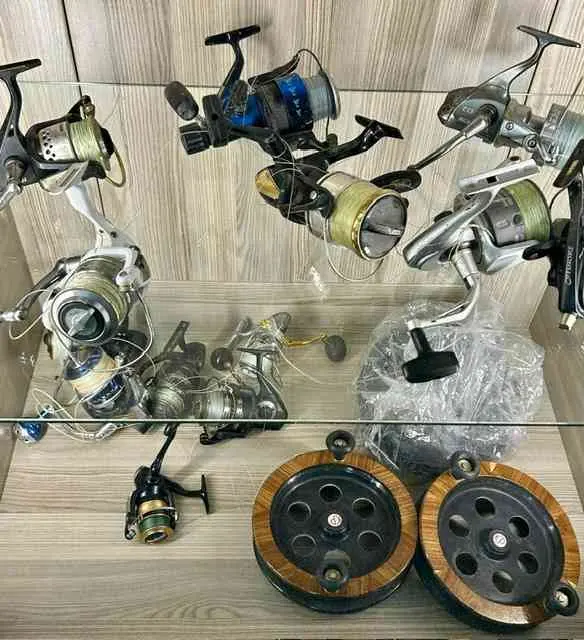 In-shore and Off-shore Light, Medium and Heavy Duty Sports Fishing Tackle