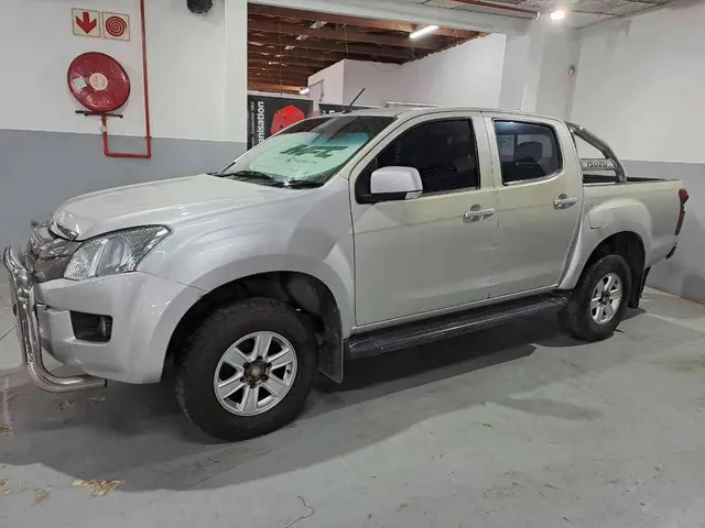 2015 ISUZU KB250 D-TEQ LE P/U D/C